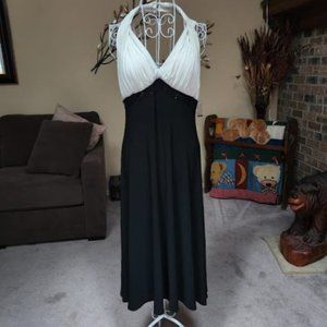 New Dressbarn Collection black / white beaded midi dress sz 10